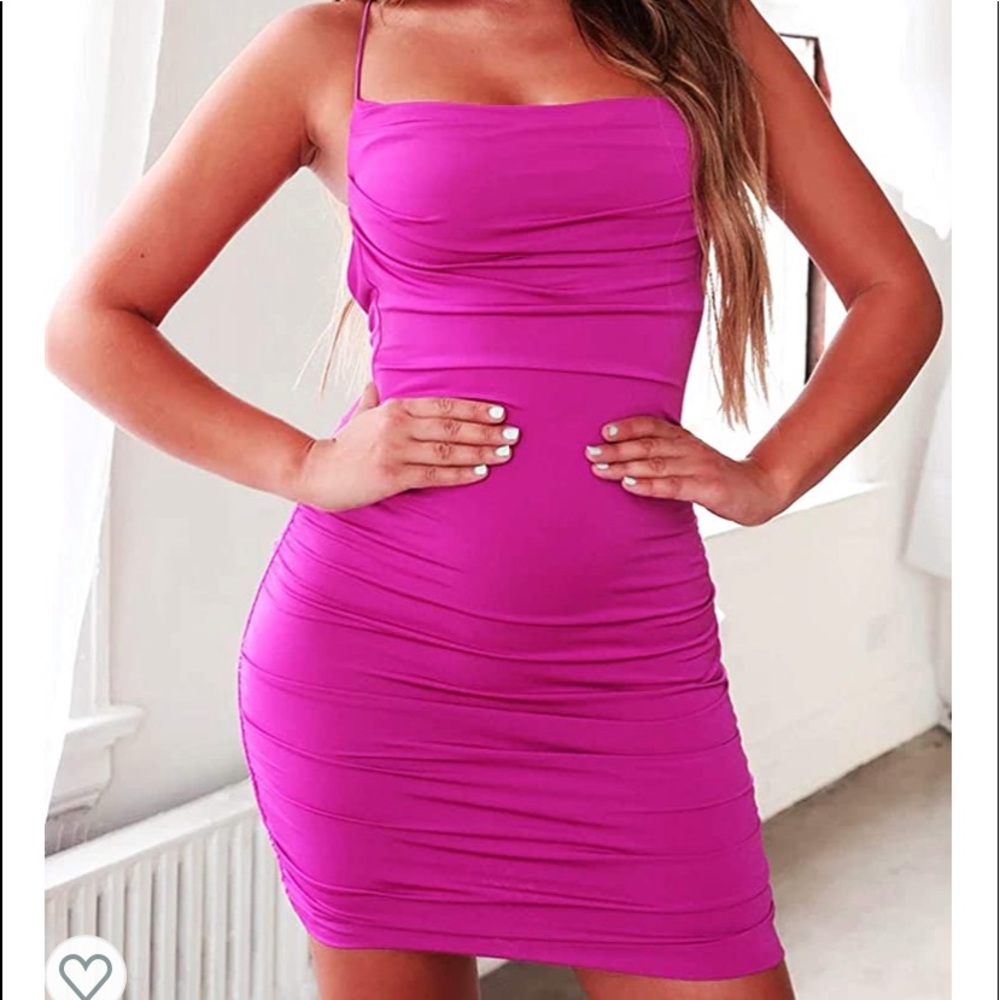 Pink backless bodycon dress